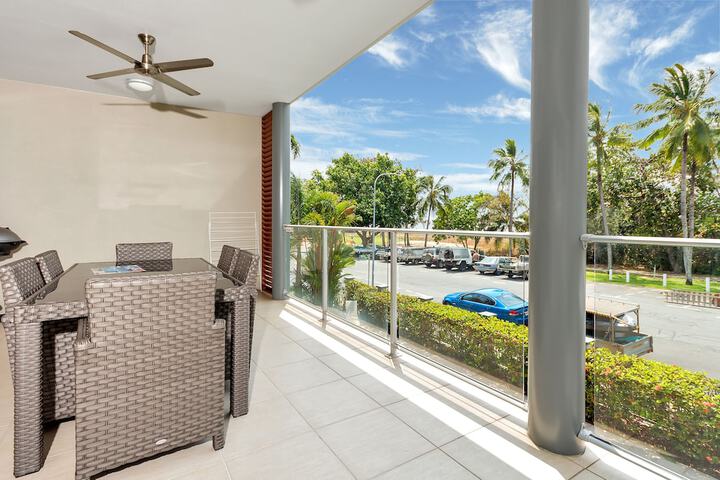 Terrace/Patio 4 of 10