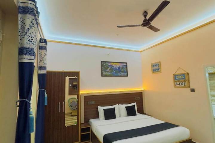 Room 9 of 51