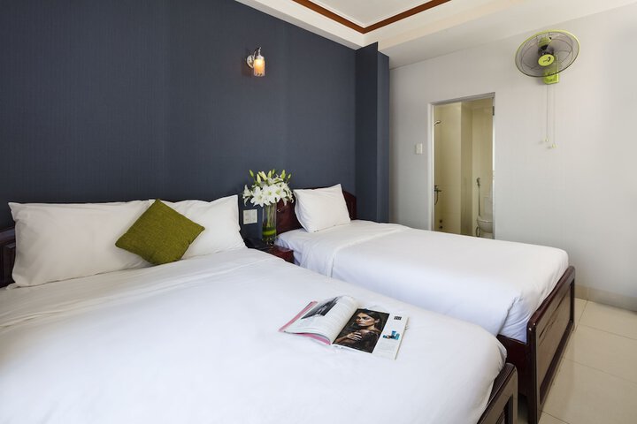Room 4 of 46