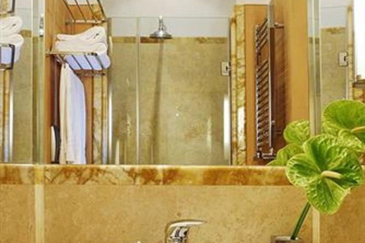 Bathroom Interior Photo