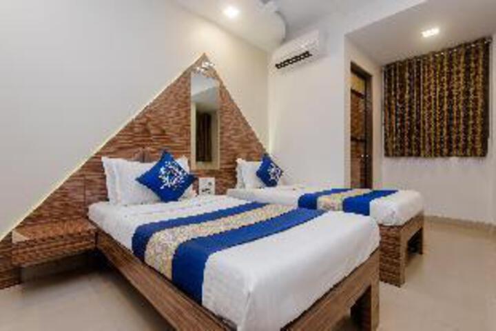 OYO 3551 Hotel Elite Inn