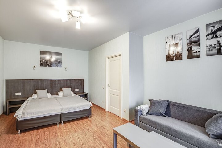 Room 4 of 53