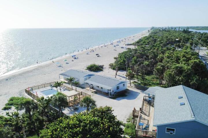 Photo of Seafarer Beach Resort - Ocean View with a Pool on the Beach