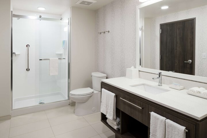Bathroom shower
