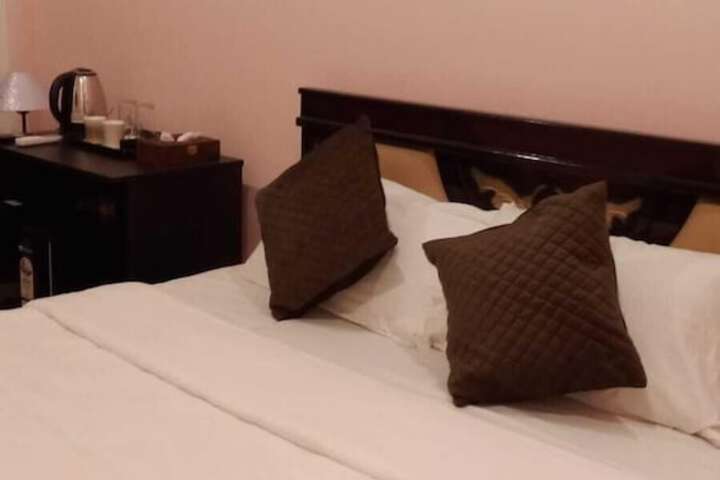 Room 36 of 195