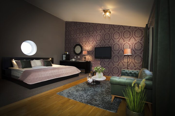 Room 29 of 57