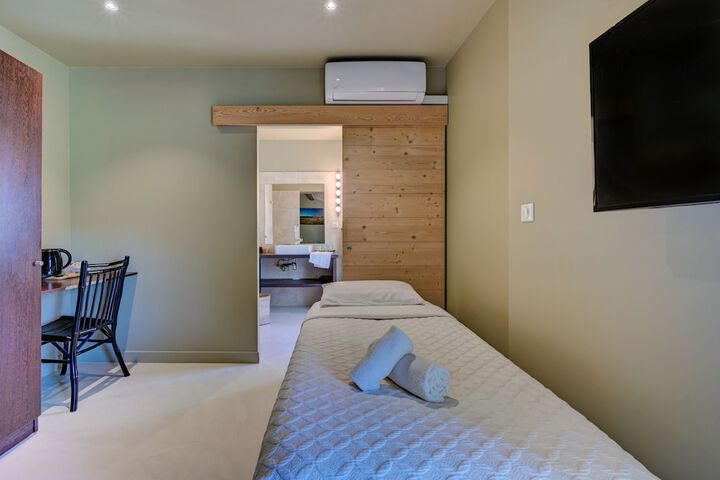 Room 41 of 55