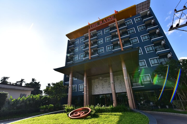 Hotel 51 of 52