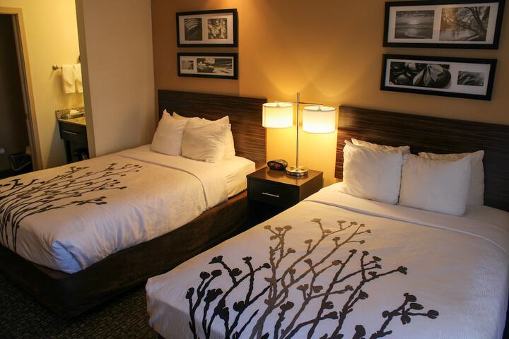 Room 13 of 29