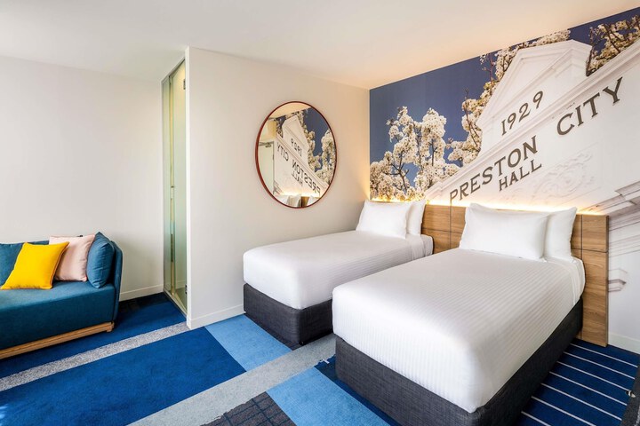 Room 88 of 158