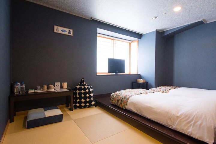 Room 21 of 79
