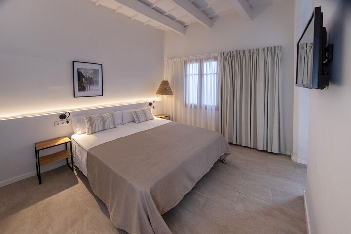 Room 8 of 30