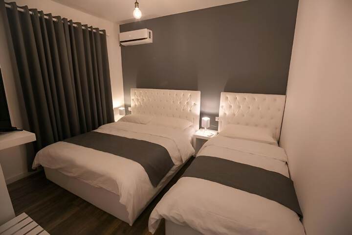 Room 48 of 58