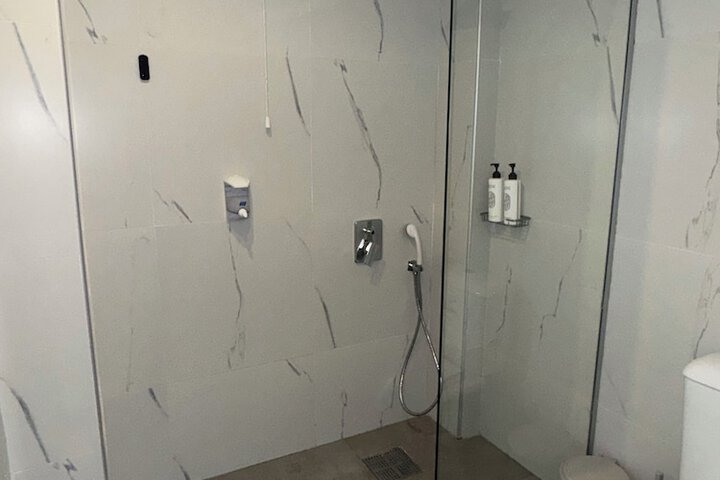 Room 46 of 87