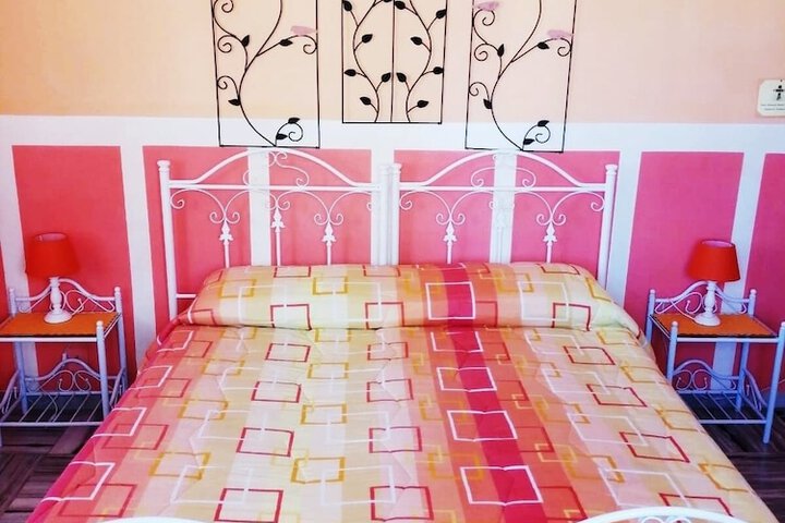Room 25 of 140
