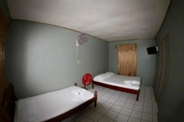 Room 3 of 12