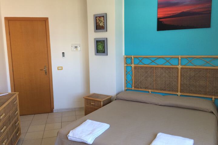 Room 17 of 26