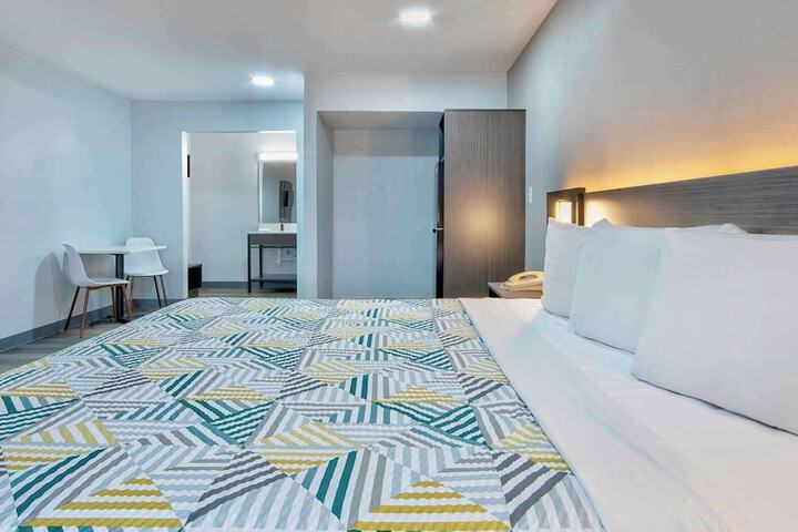 Room 19 of 42