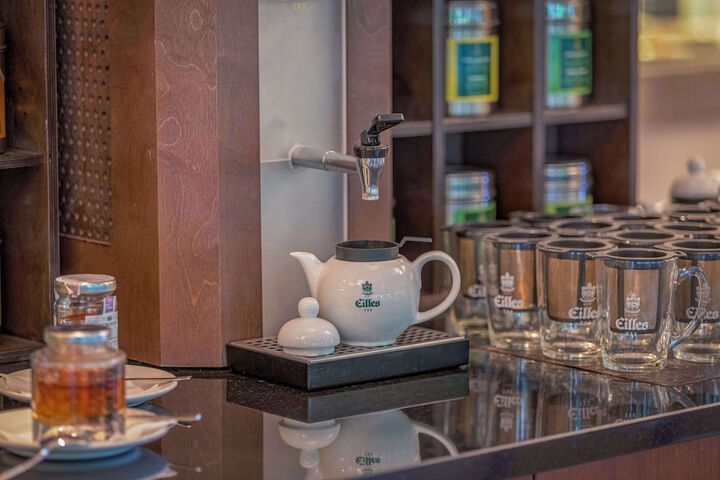 Breakfast/Coffee Service 52 of 105