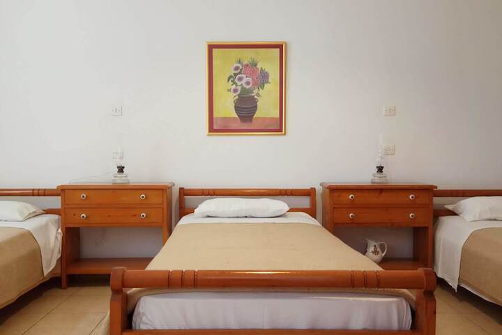 Room 15 of 20