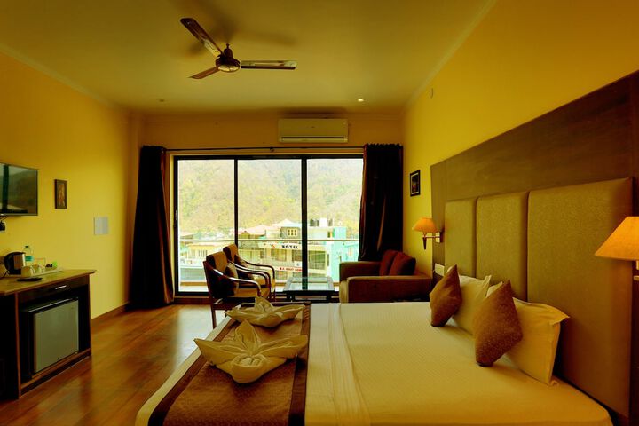 Room 21 of 36