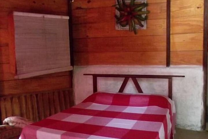 Room 9 of 31