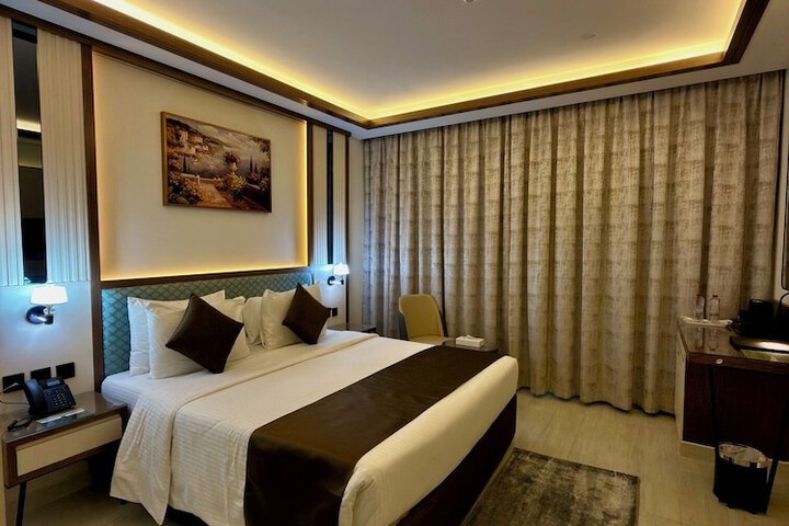 Room 19 of 42