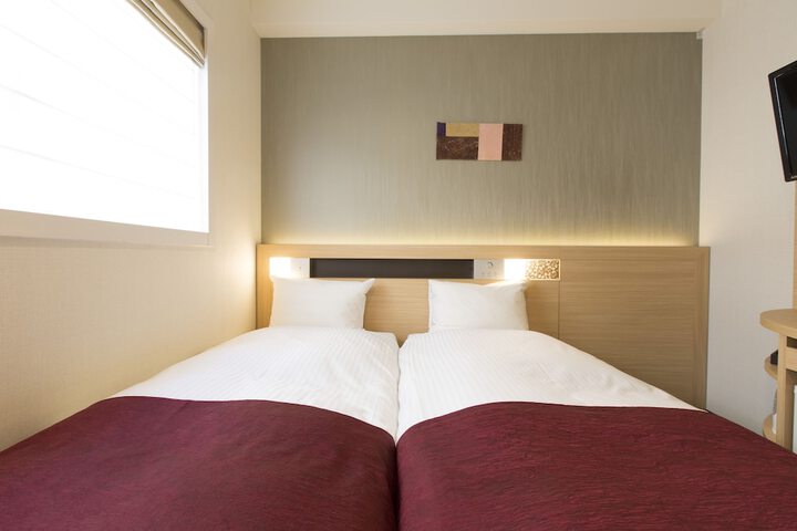 Room 15 of 68