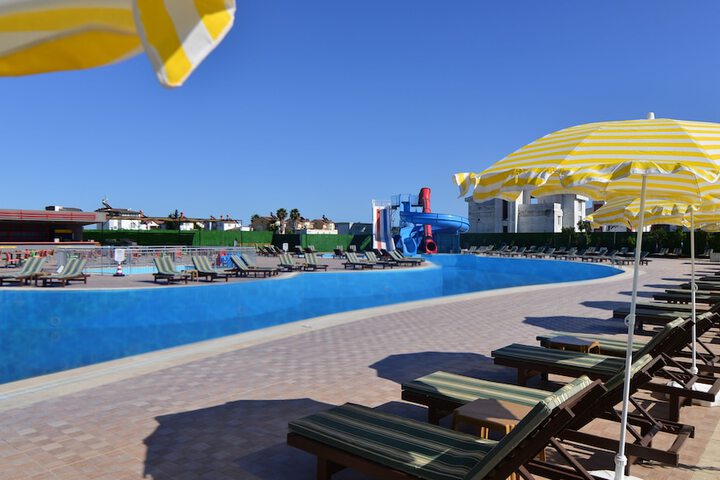 Pool 34 of 58