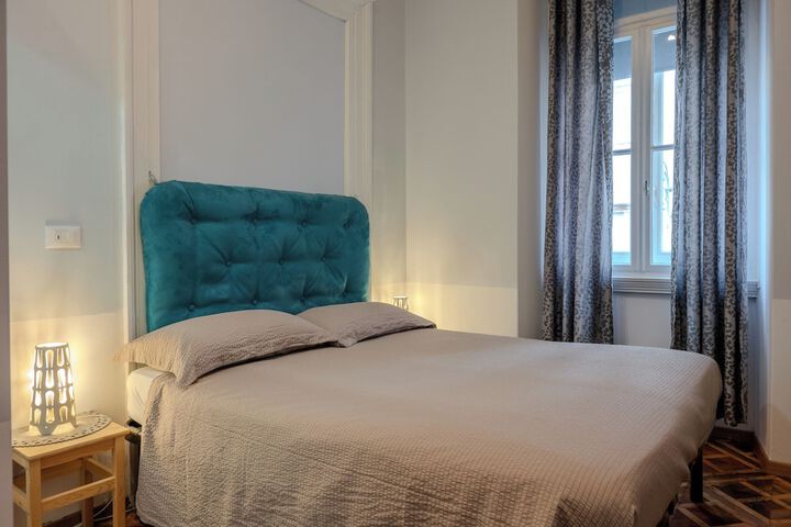 Room 10 of 71