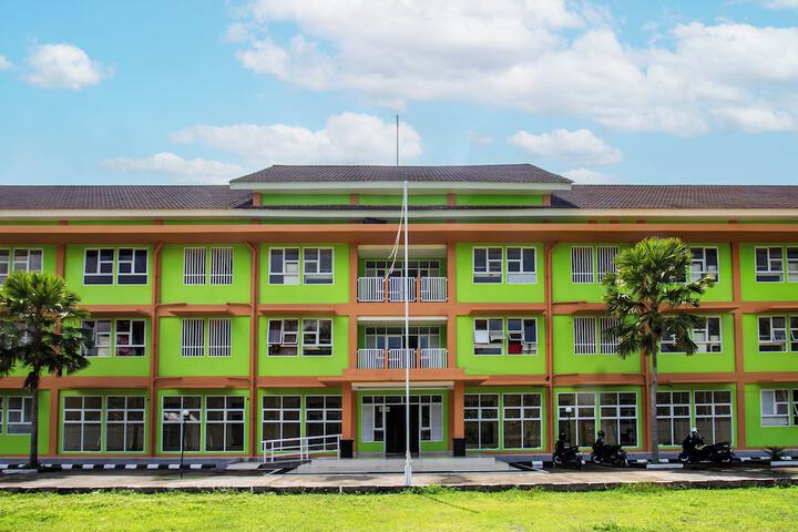OYO Life 93399 Kos Batulayar