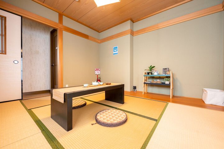 Room 11 of 39