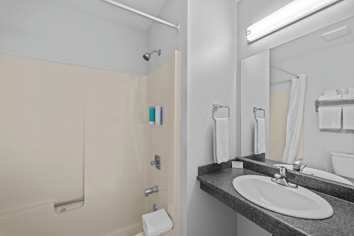 Room 41 of 48