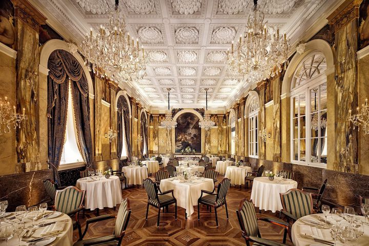 Dining 103 of 238