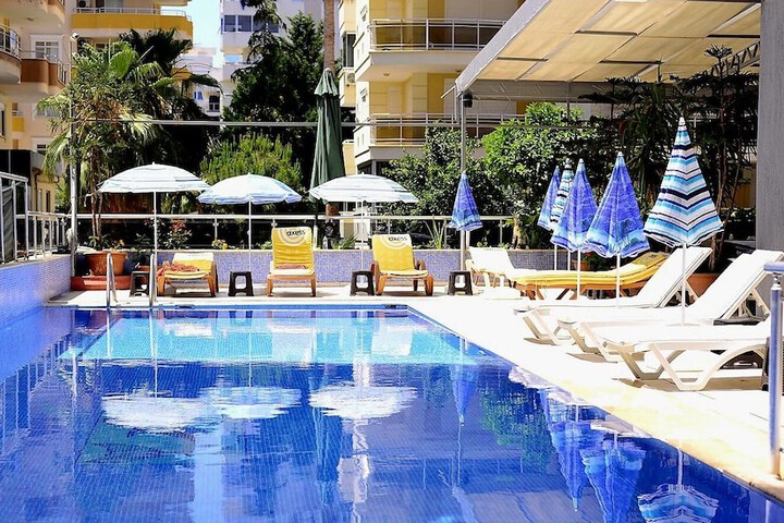 Pool 43 of 46