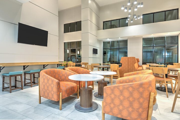 Breakfast/Coffee Service 34 of 49