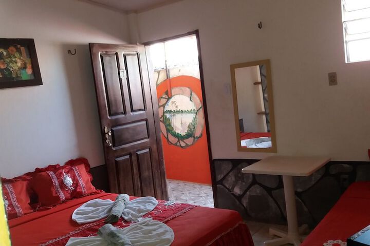 Room 3 of 10