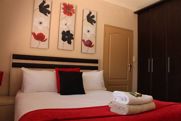 Room 50 of 252