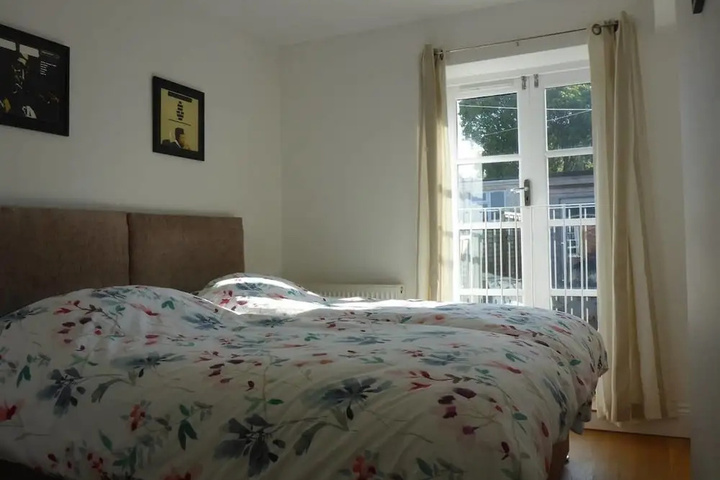 Room 3 of 21