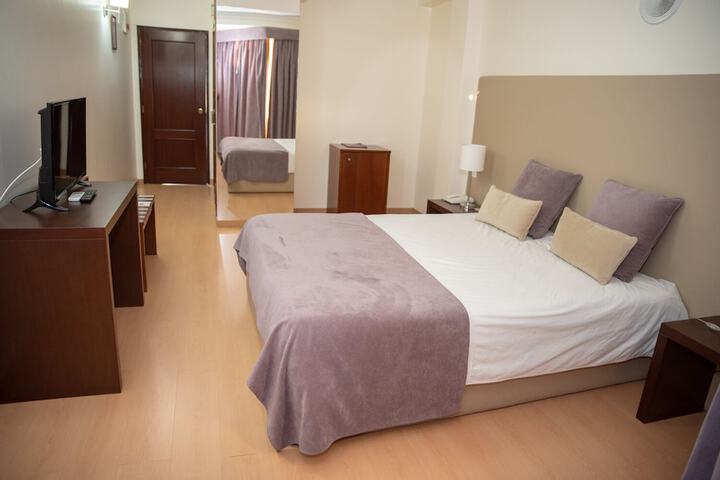 Room 12 of 35