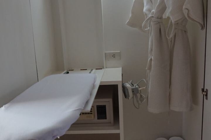 Room amenity