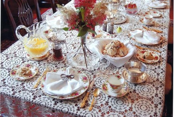 Dining 63 of 100