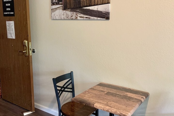 Breakfast area
