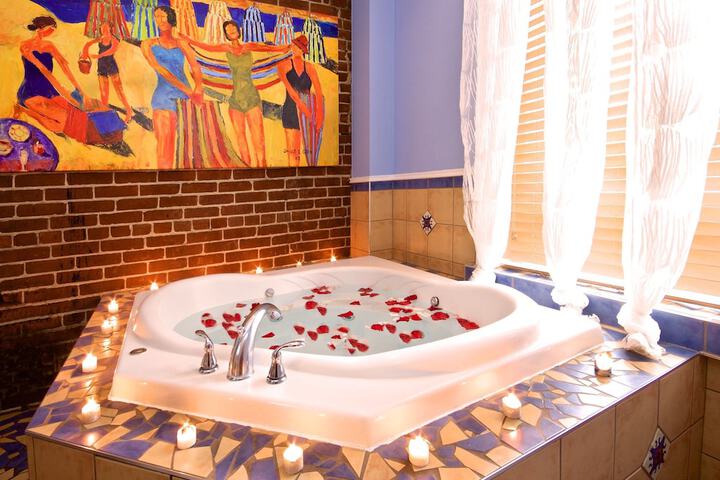 Hot Tub 43 of 57