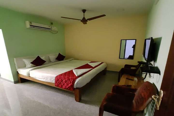 Room 2 of 17
