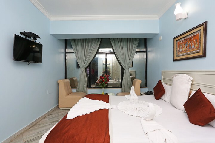 Room 8 of 24