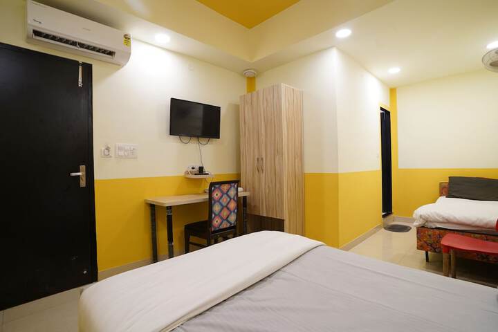 Room 6 of 29