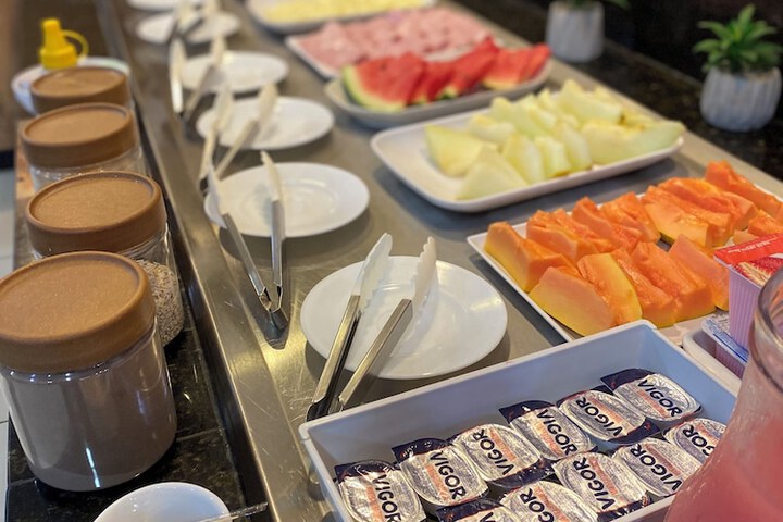 Breakfast/Coffee Service 16 of 23
