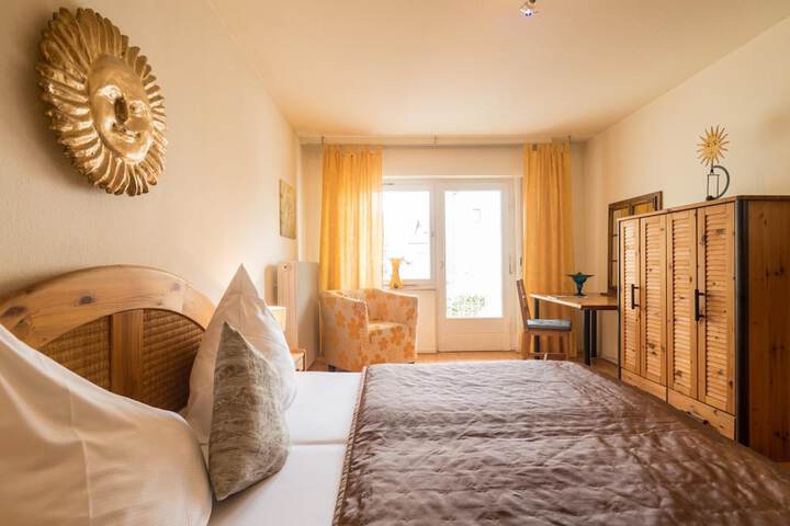 Room 21 of 51