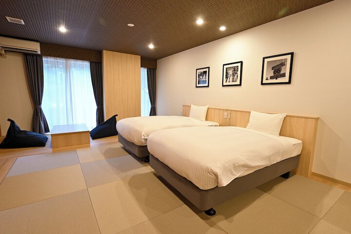 Room 65 of 99